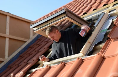 Pose de fenêtres de toit Velux à Agnos